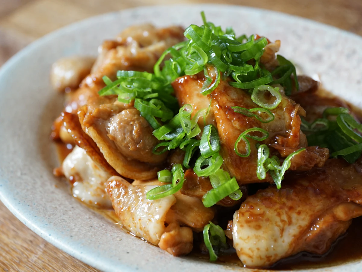 Wok з куркою та імбиром
