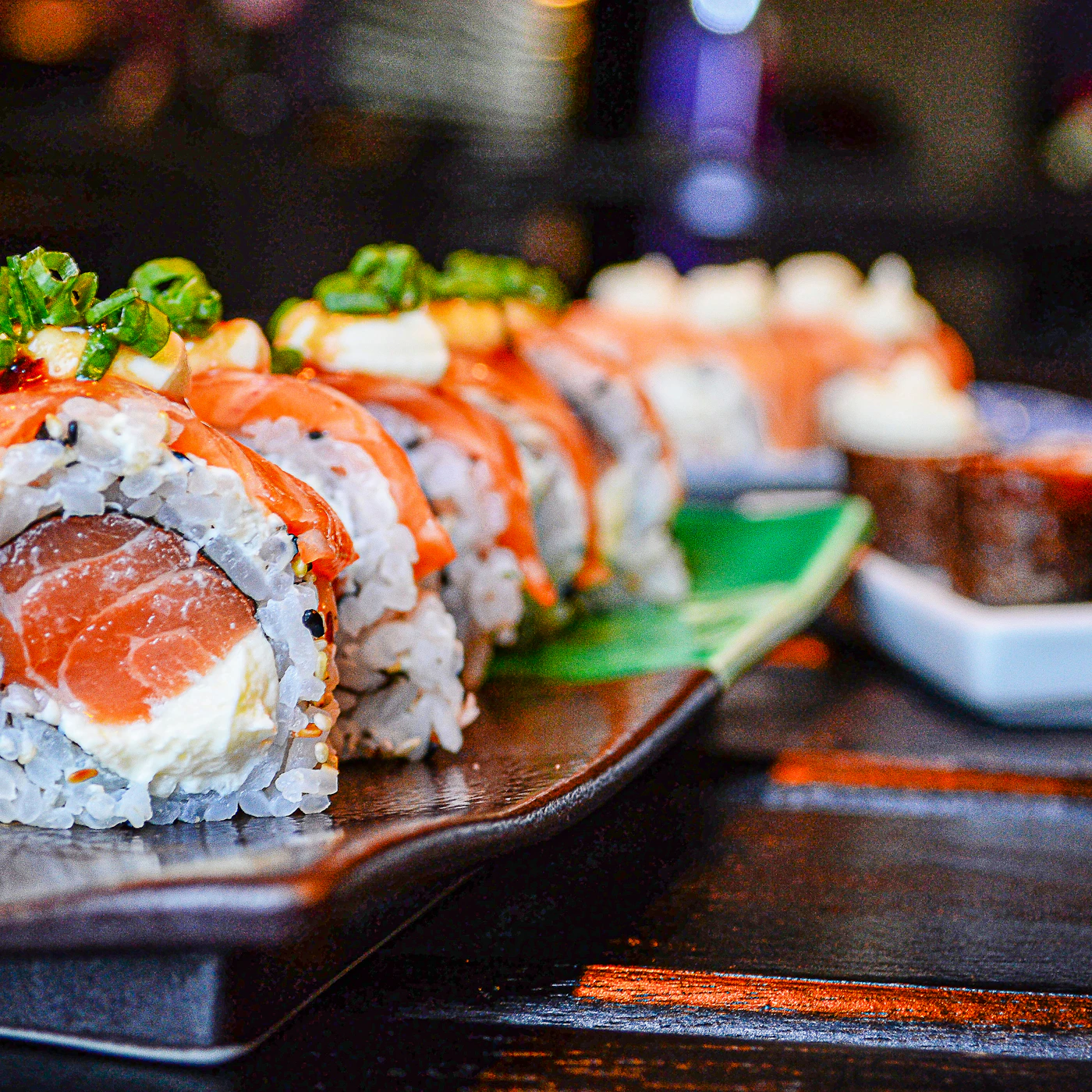 Преміальний сет суші та ролів Hyase Sushi